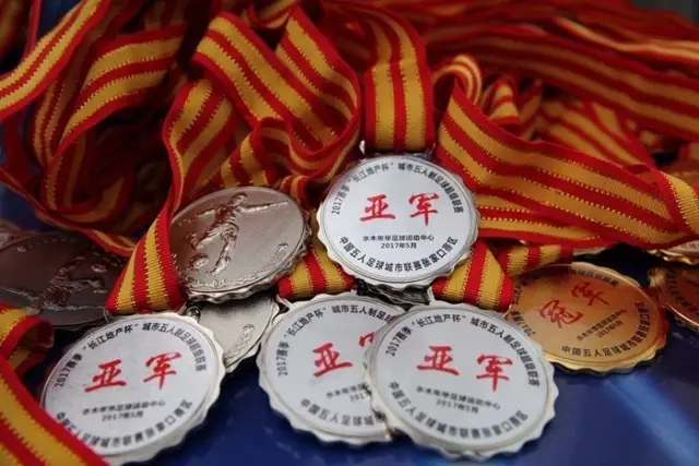 湖人签约卢尼的决策值得反思